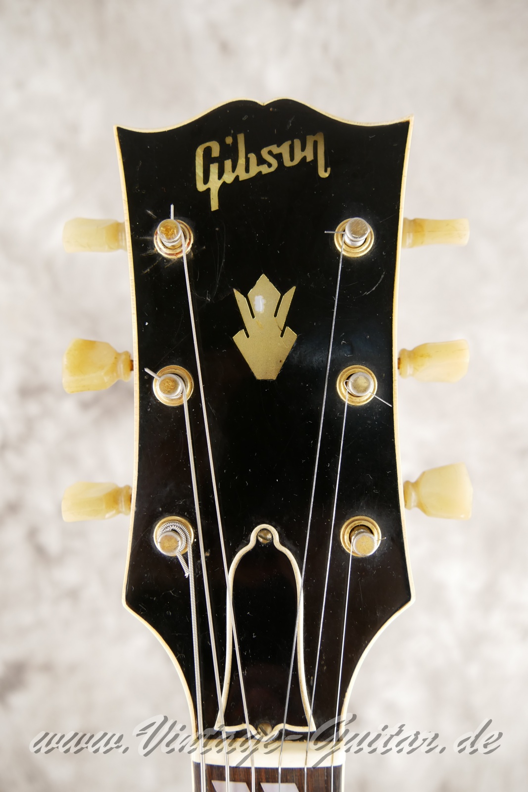 img/vintage/6074/Gibson_ES_350_T_PAF_sunburst_1960-003.jpg
