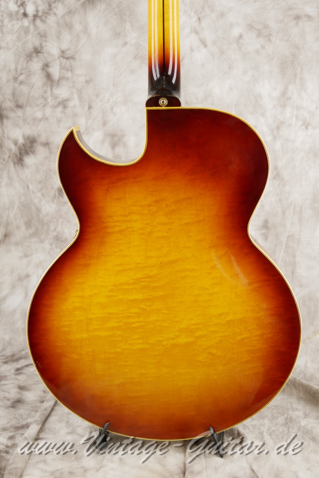 img/vintage/6074/Gibson_ES_350_T_PAF_sunburst_1960-008.jpg