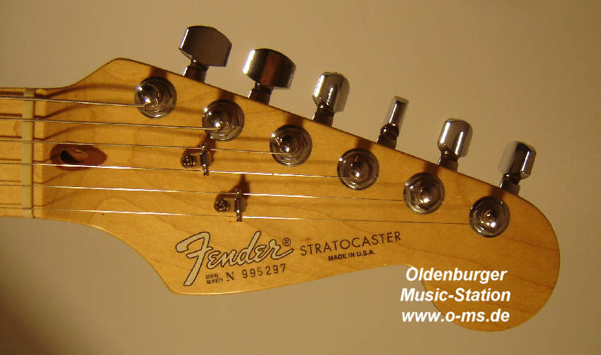 Fender-Stratocaster-Standard-red-5.jpg