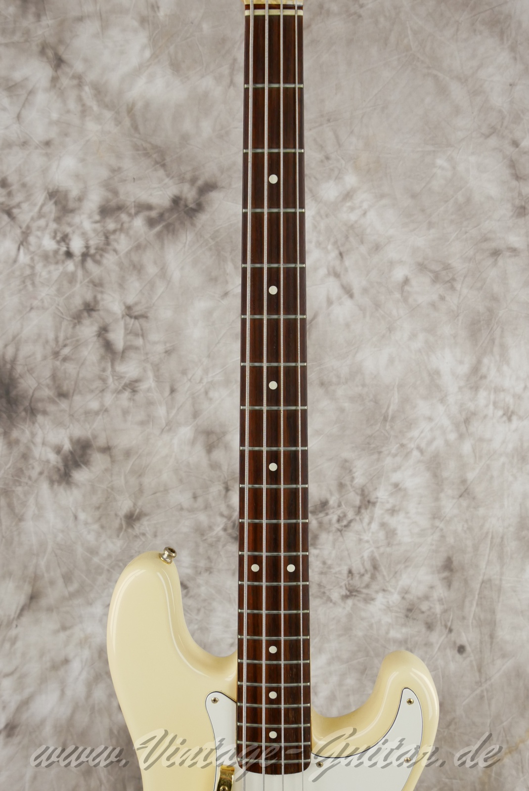 img/vintage/6083/fender_precision_bass_special_olympic_white_1982_usa-05.jpg