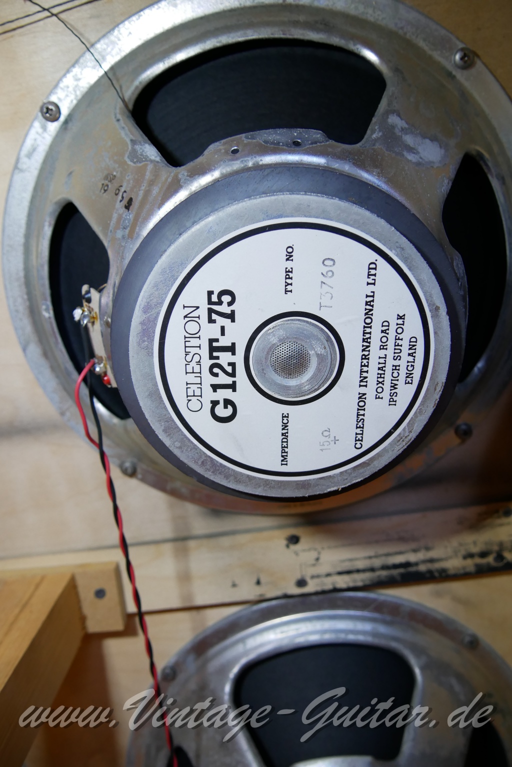 img/vintage/6089/Marshall_1960_A_JCM_800_Lead_red_1983-007.JPG