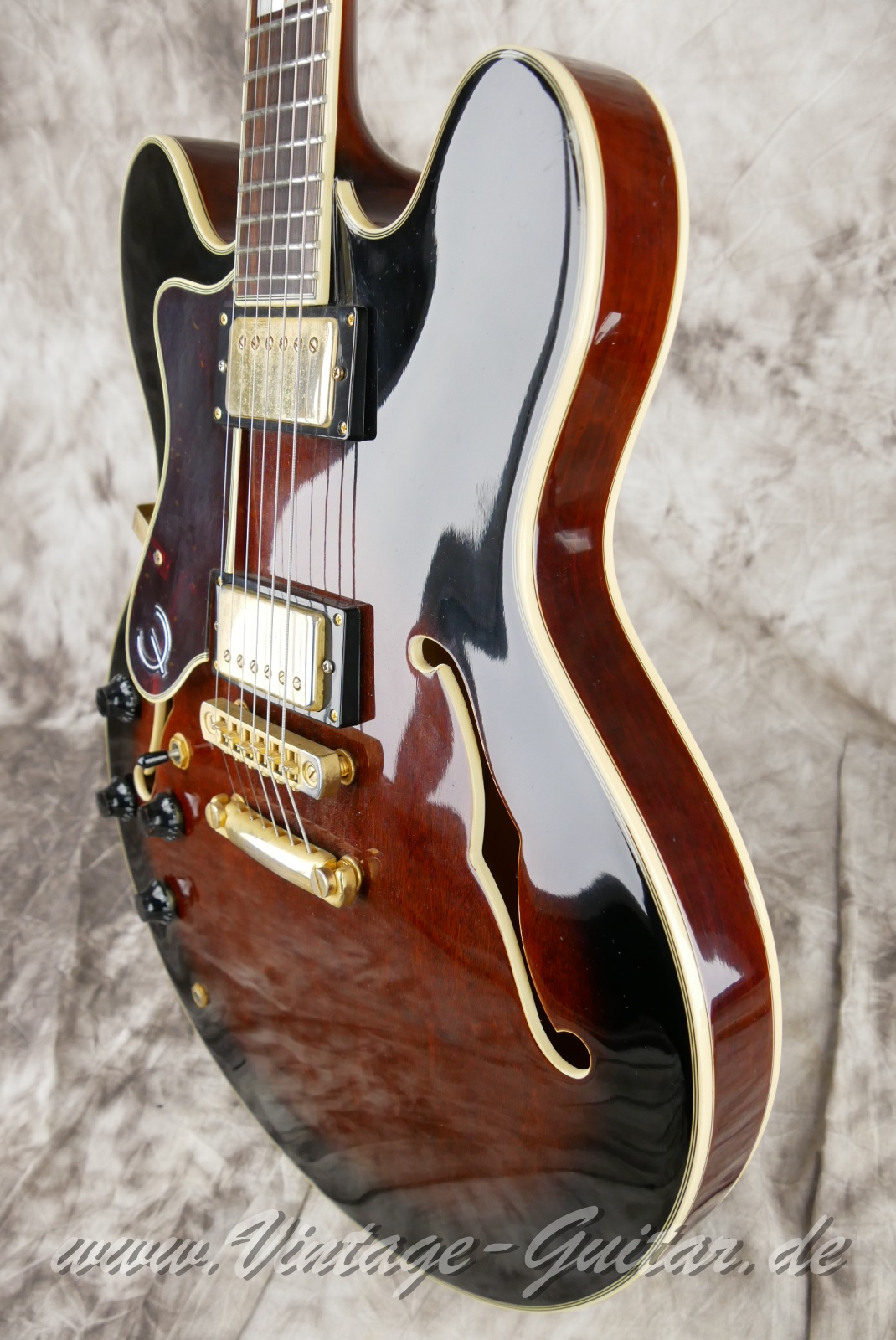 img/vintage/6092/Epiphone_Sheraton_lefthand_sunburst_Korea_1997-010.JPG