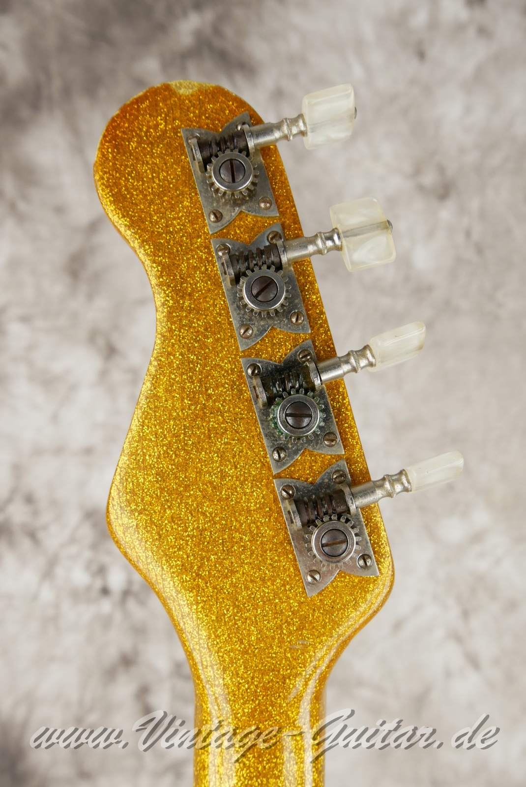 img/vintage/6093/Höfner_185_goldensparkle_refinish_1965_germany-004.JPG