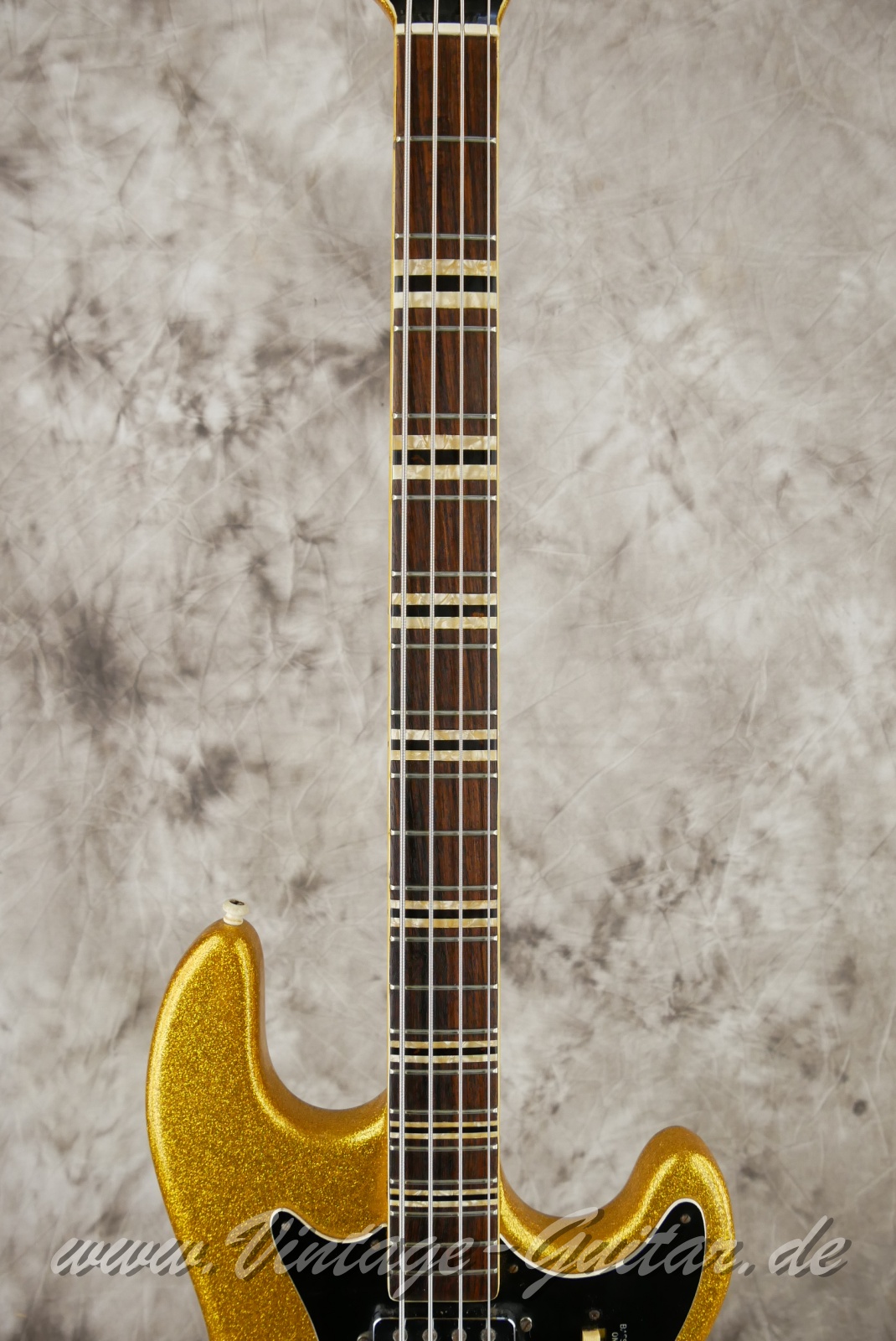 img/vintage/6093/Höfner_185_goldensparkle_refinish_1965_germany-005.JPG