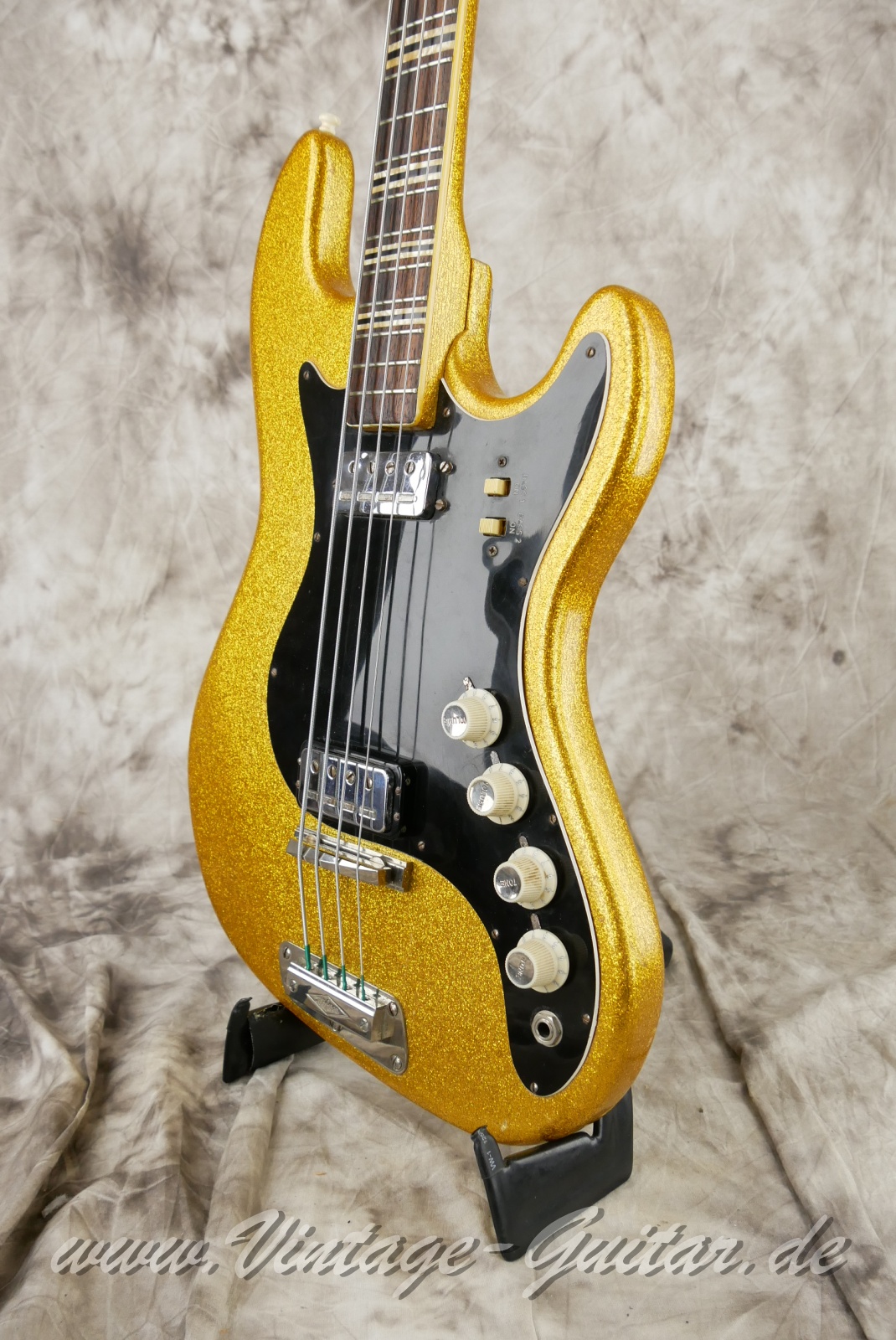 img/vintage/6093/Höfner_185_goldensparkle_refinish_1965_germany-010.JPG