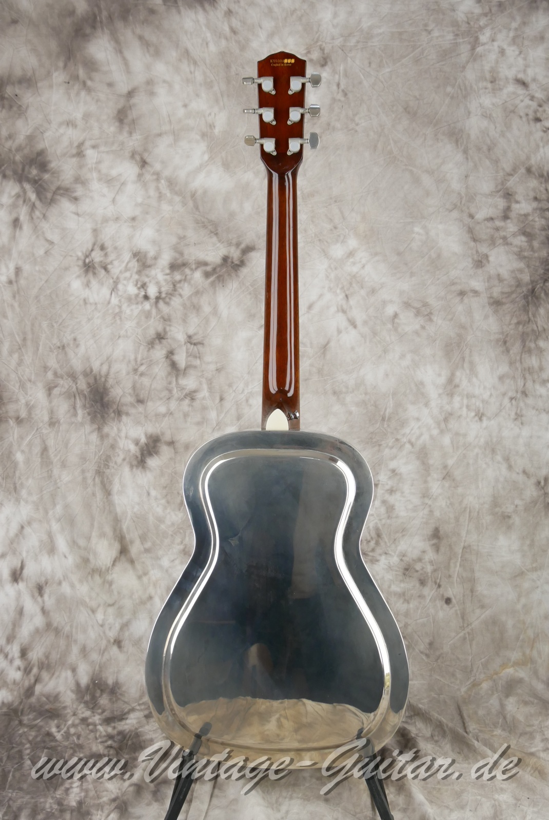 img/vintage/6094/Fender_FR_48_Resonator_silver_Korea_2003-002.JPG