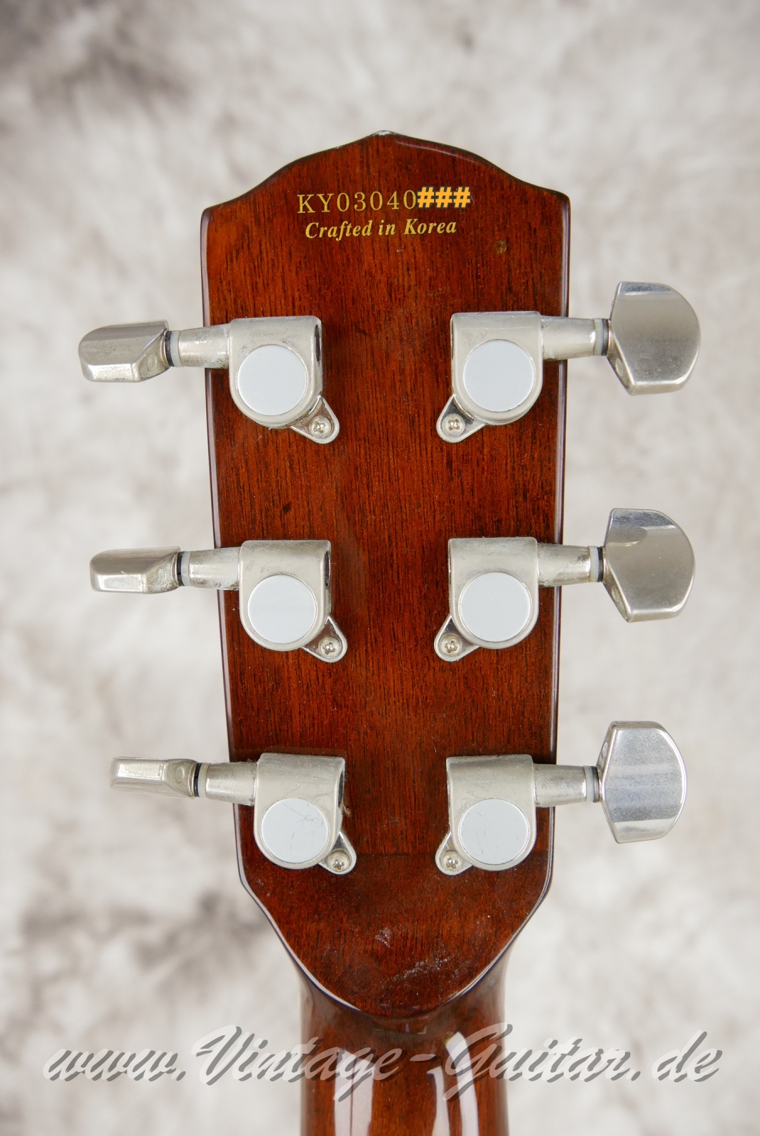 img/vintage/6094/Fender_FR_48_Resonator_silver_Korea_2003-004.JPG