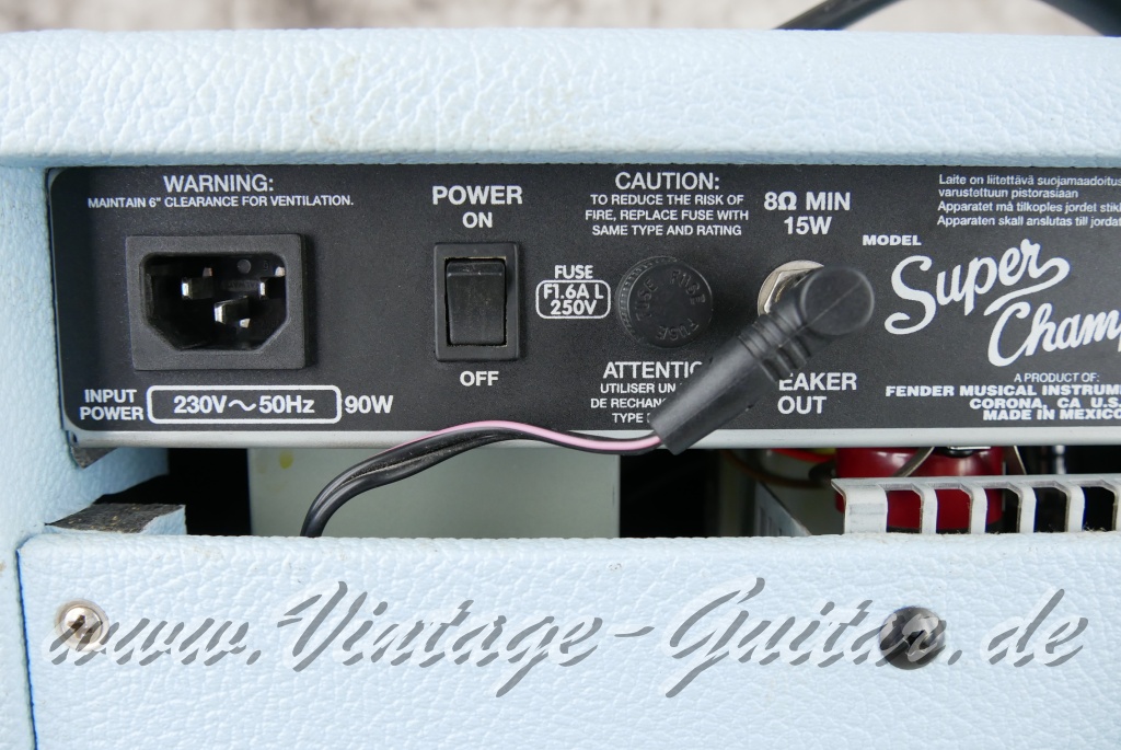img/vintage/6097/Fender_Super_Champ_X2_sonic_blue_Mexico_2016-007.JPG