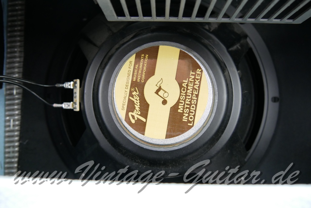 img/vintage/6097/Fender_Super_Champ_X2_sonic_blue_Mexico_2016-009.JPG