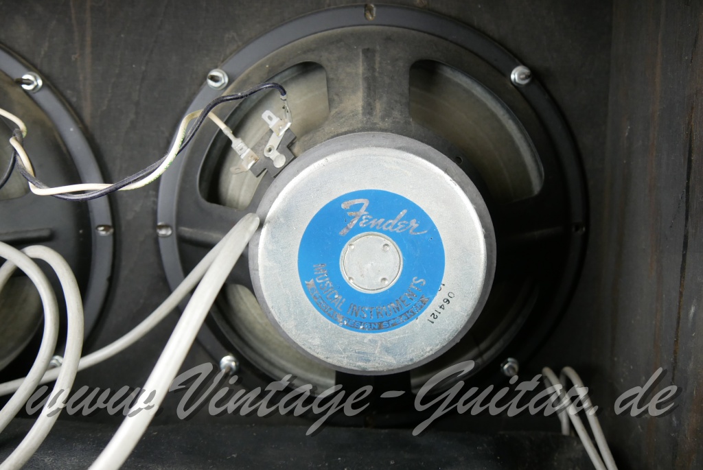 img/vintage/6098/Fender_Concert_2x10_Rivera_black_USA_1982-011.JPG