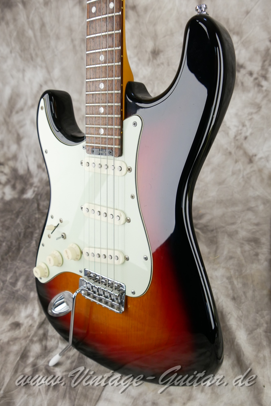 img/vintage/6104/Blade_TE_3RC_3TS_sunburst_Korea_2004-010.JPG