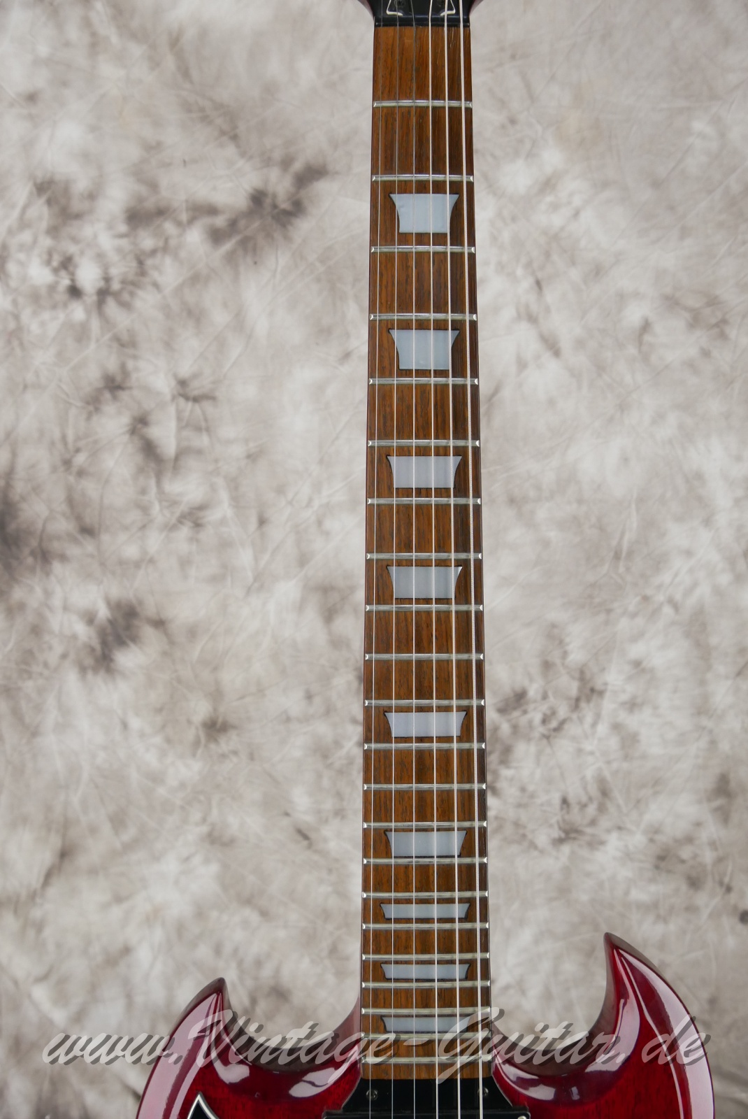 img/vintage/6107/Epiphone_SG_Std_lefthand_cherry_Korea_1998-005.JPG