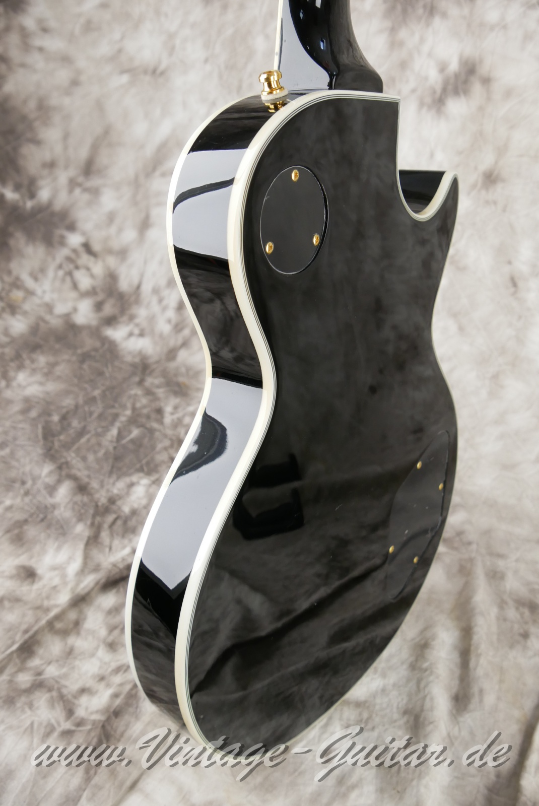 img/vintage/6108/Tokai_Les_Paul_Custom_Korea_black_2000-011.JPG