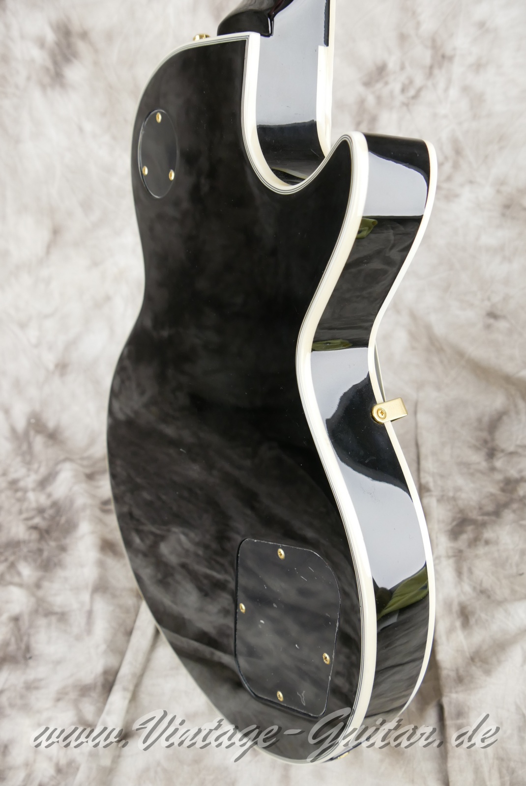 img/vintage/6108/Tokai_Les_Paul_Custom_Korea_black_2000-012.JPG