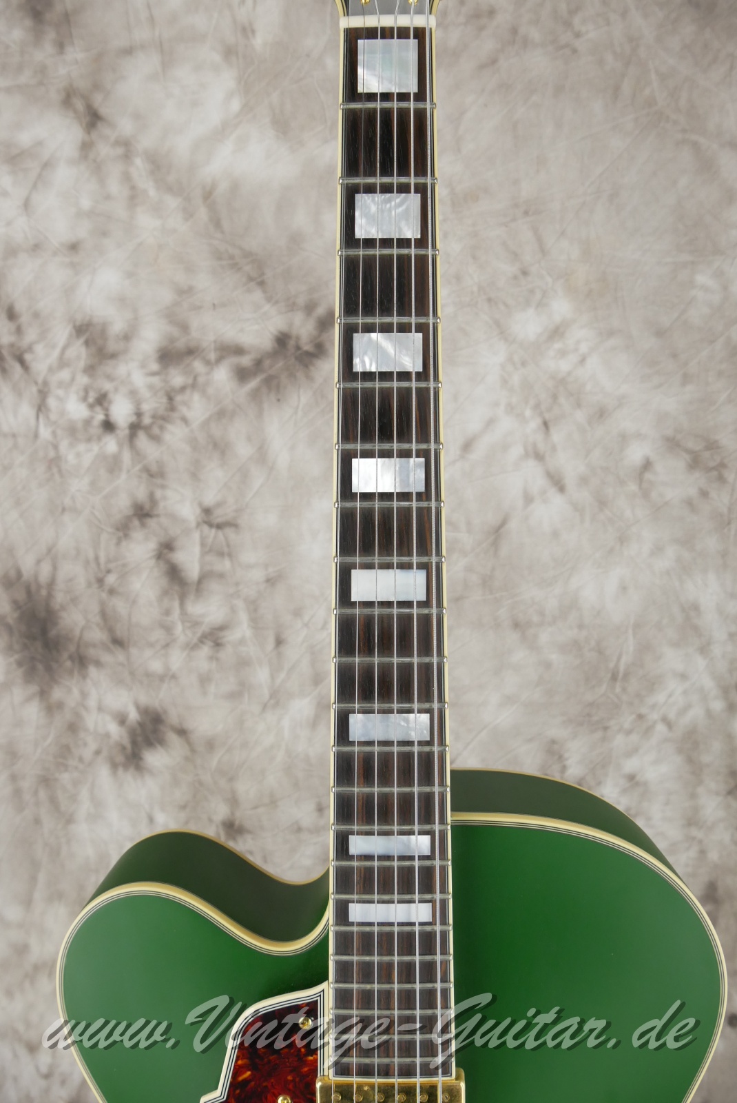 img/vintage/6109/DAngelico_DLX_EXL1_green_satin_Korea_2017-005.JPG