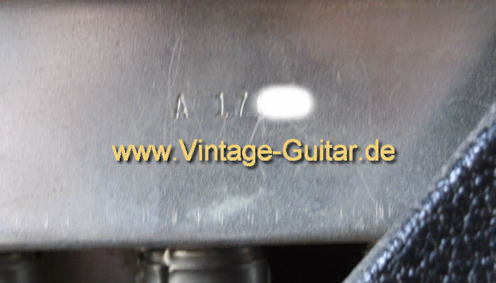 Fender-Super-Reverb-Amp-1966-c.jpg