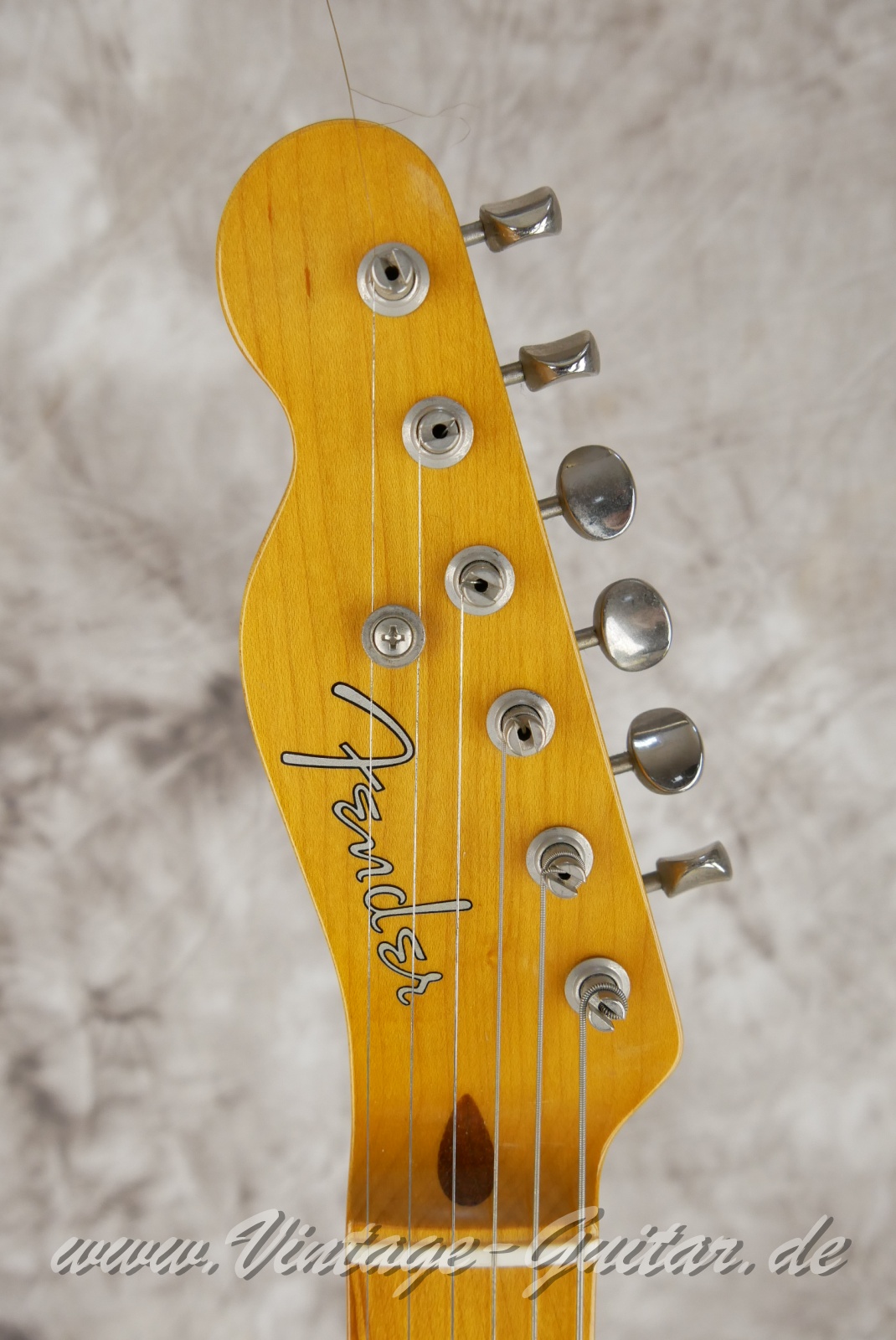 img/vintage/6121/Fender_Telecaster_bound_body_Japan_natural_2004-003.JPG