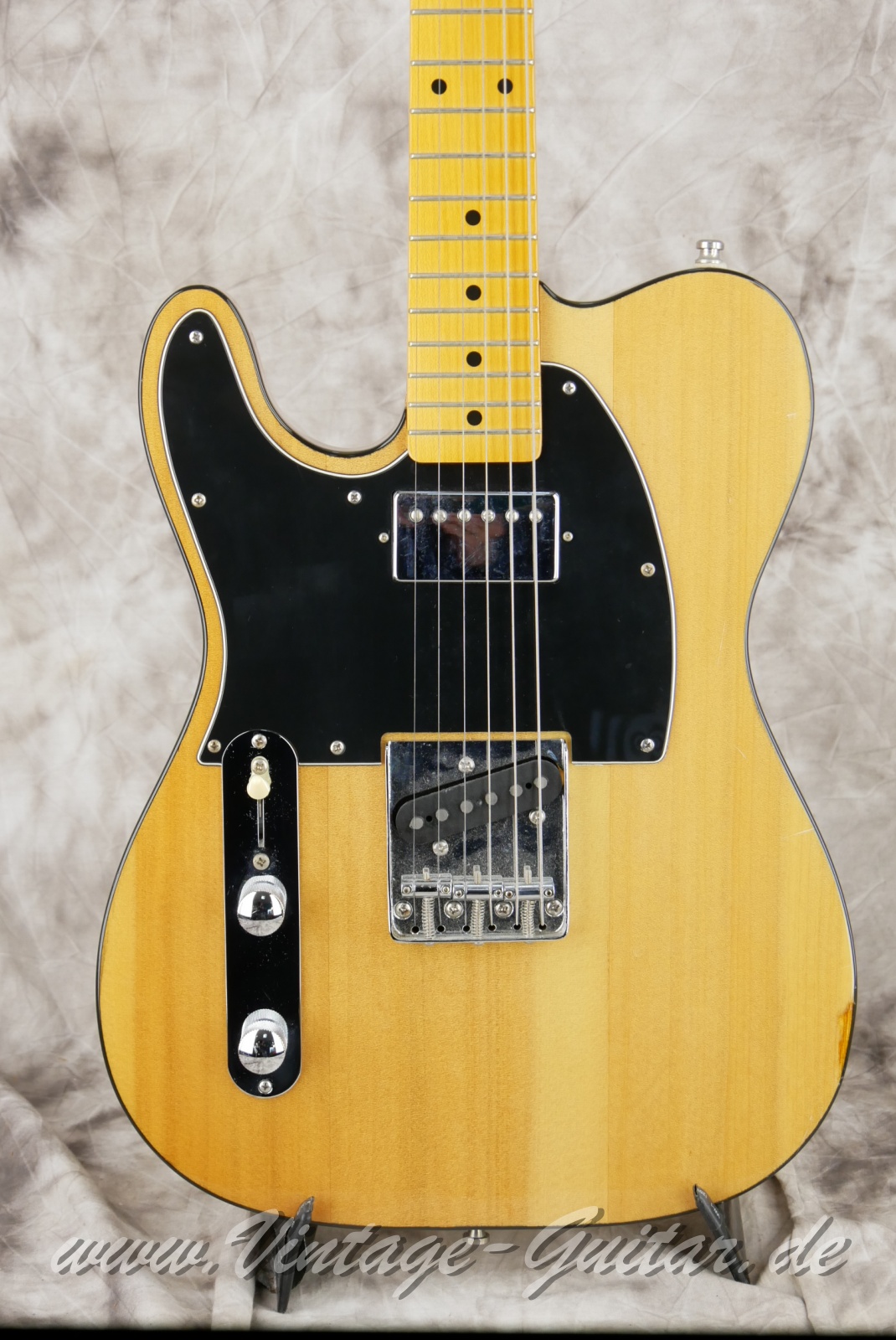 img/vintage/6121/Fender_Telecaster_bound_body_Japan_natural_2004-007.JPG