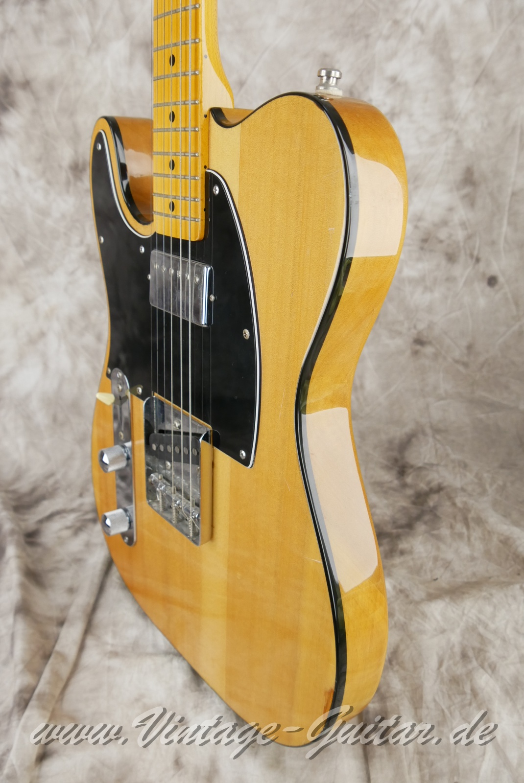 img/vintage/6121/Fender_Telecaster_bound_body_Japan_natural_2004-010.JPG