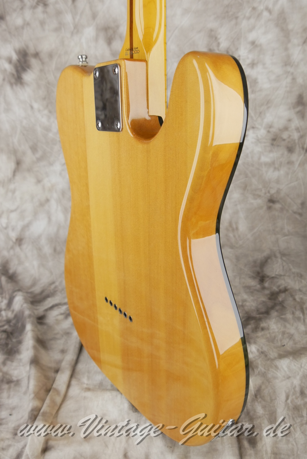 img/vintage/6121/Fender_Telecaster_bound_body_Japan_natural_2004-012.JPG