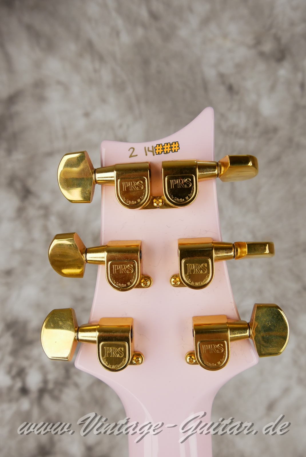 img/vintage/6125/PRS_Custom_24_Bonnie_Pink_USA_1992-004.JPG
