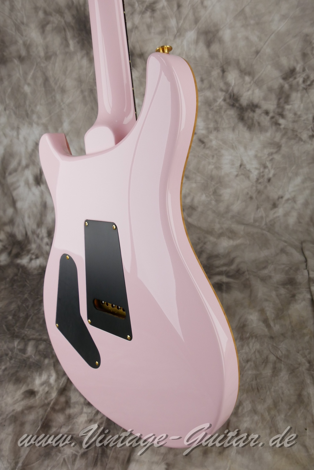 img/vintage/6125/PRS_Custom_24_Bonnie_Pink_USA_1992-012.JPG