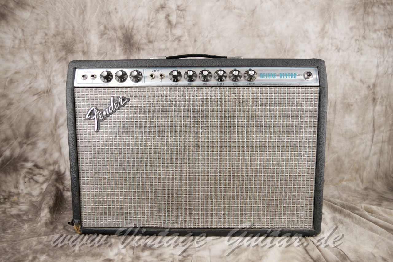 Fender-Deluxe-Reverb-1977-black-tolex-01.jpg