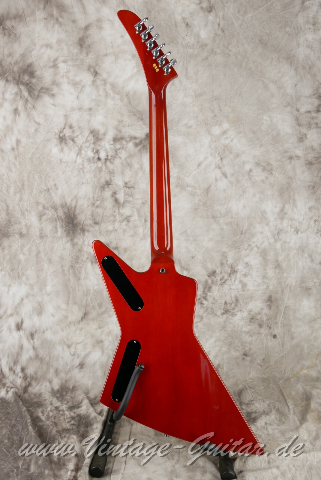 img/vintage/6134/Gibson_Explorer_Pro_USA_trans_amber_2002-002.JPG
