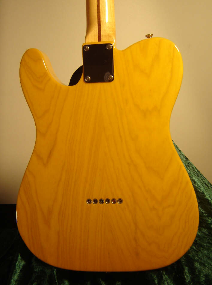 Fender-Telecaster-1952-Reissue-3.jpg