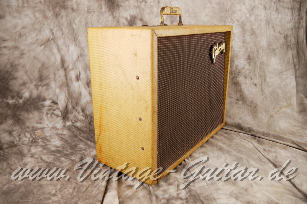 img/vintage/6143/Gibson_GA_8_Discoverer_Tweed_1x12_USA_1962-004.JPG