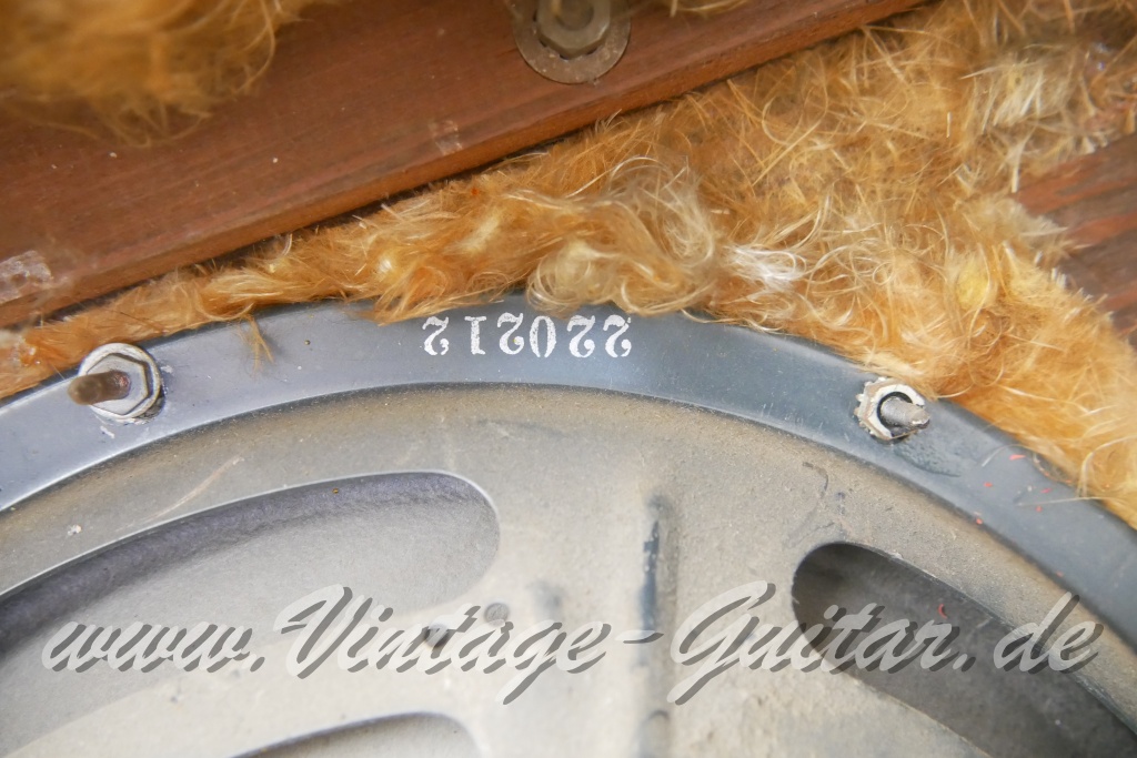 img/vintage/6143/Gibson_GA_8_Discoverer_Tweed_1x12_USA_1962-008.JPG