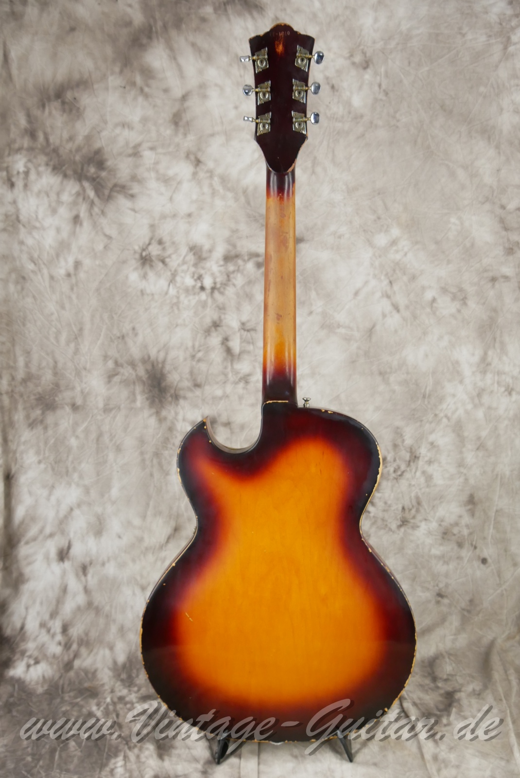 Guild-T100-Slim-Jim-1966-002.JPG