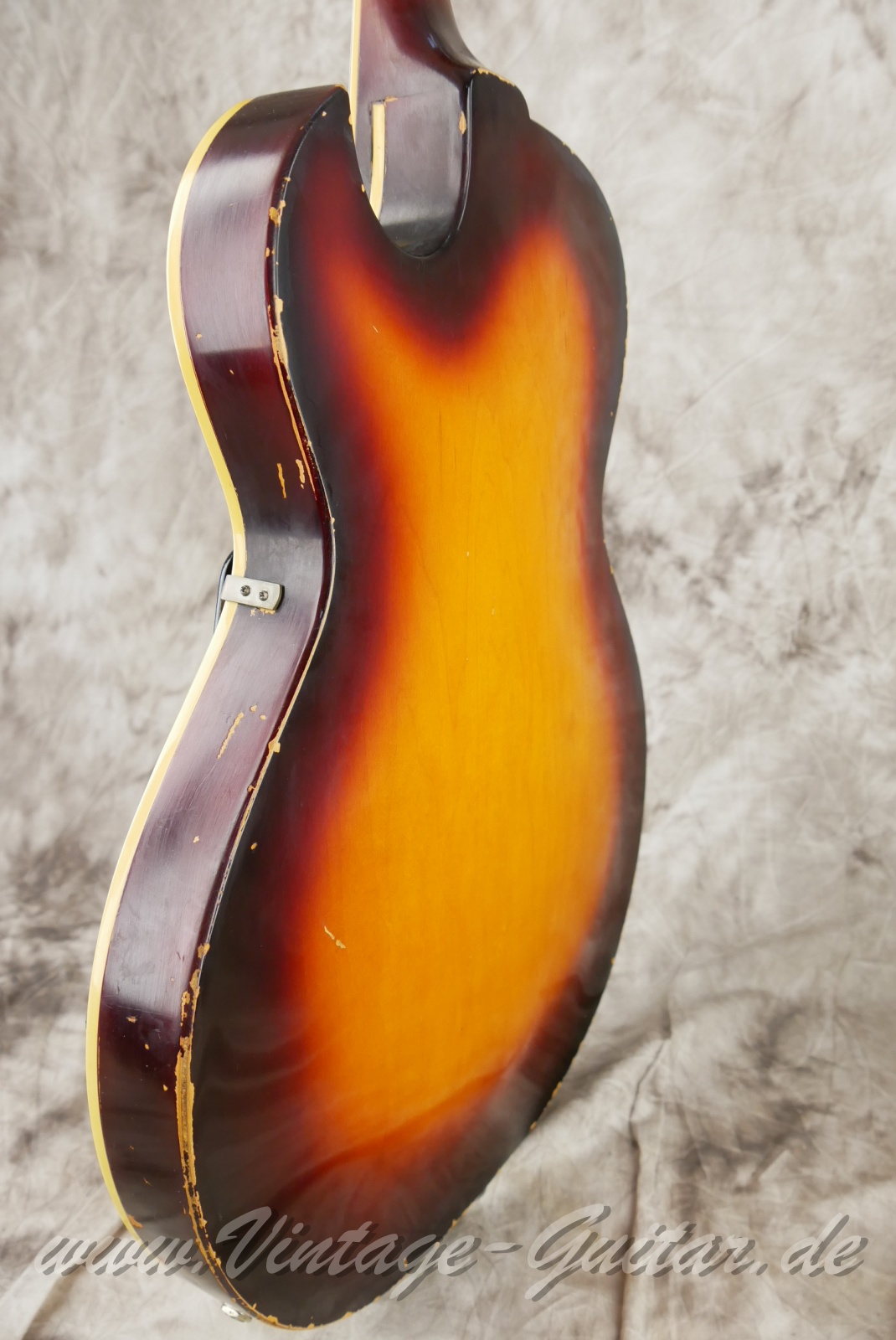 Guild-T100-Slim-Jim-1966-010.JPG