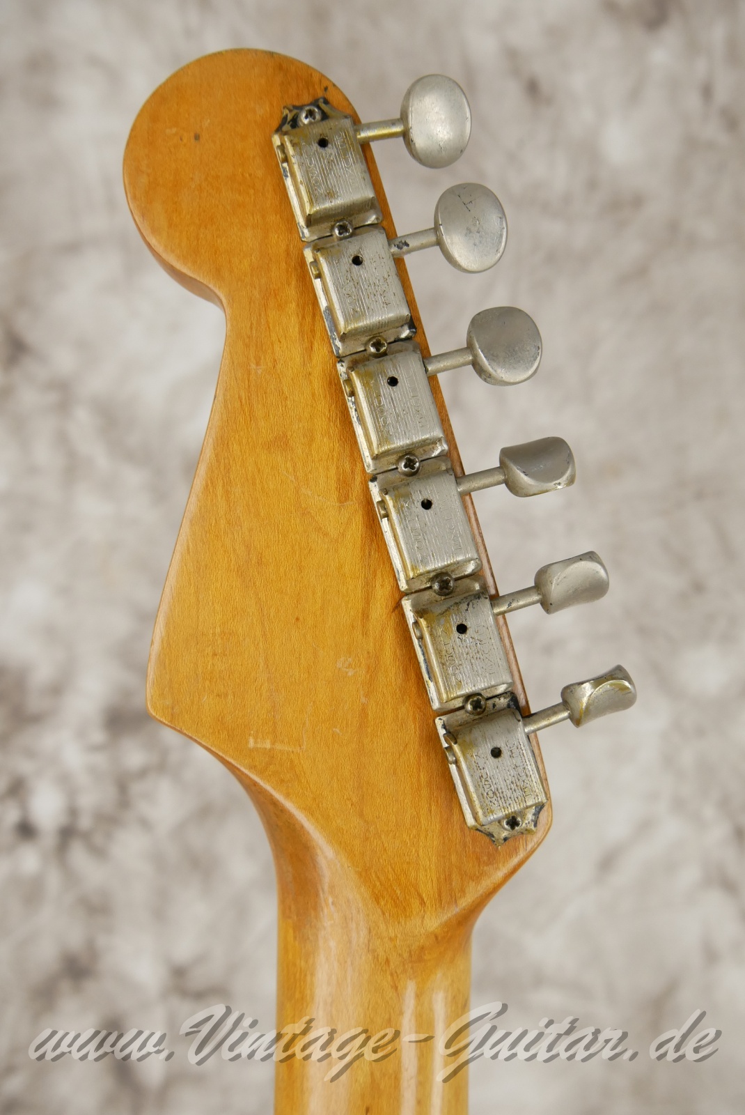 Fender-Stratocaster-1965-olympic-white-006.JPG