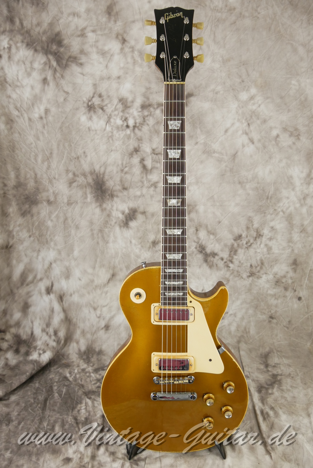 img/vintage/6192/Gibson_Les_Paul_Deluxe_goldtop_1971-001.JPG
