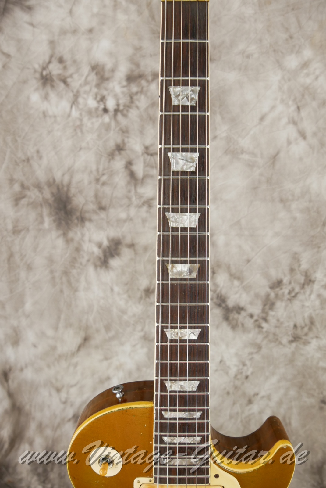 img/vintage/6192/Gibson_Les_Paul_Deluxe_goldtop_1971-005.JPG