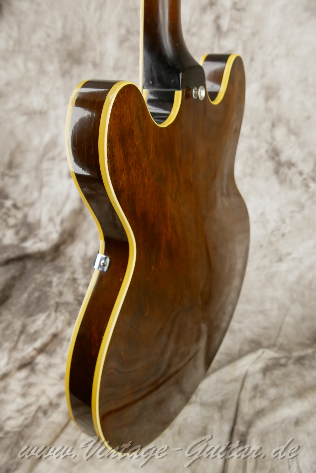Epiphone-Riviera-E360T-1967-sunburst-11.jpg