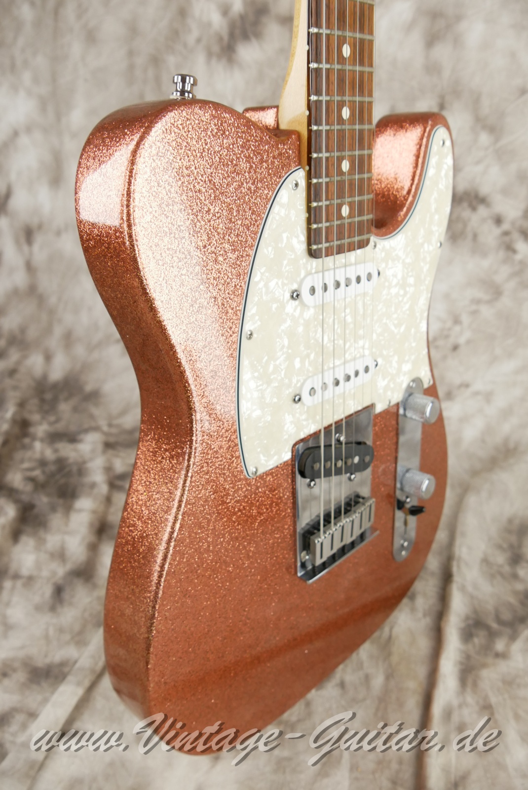 img/vintage/6200/Fender_Telecaster_American_Classic_Custom_Shop_champagne_metal_flake_1995-009.JPG