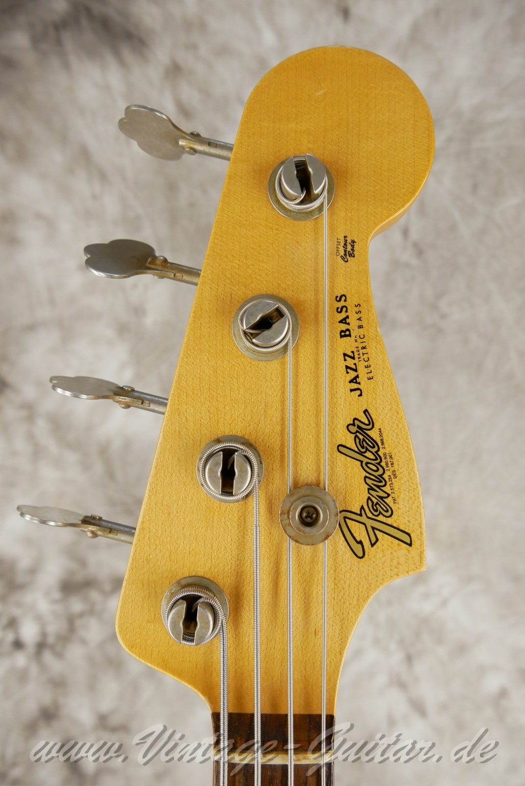 img/vintage/6203/fender_jazz_bass_2011_daphne_blue_USA-03.jpg