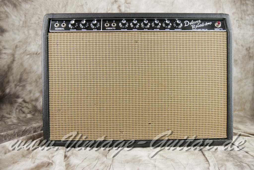 Fender_Deluxe_Reverb_blackface_USA_1964-001.JPG