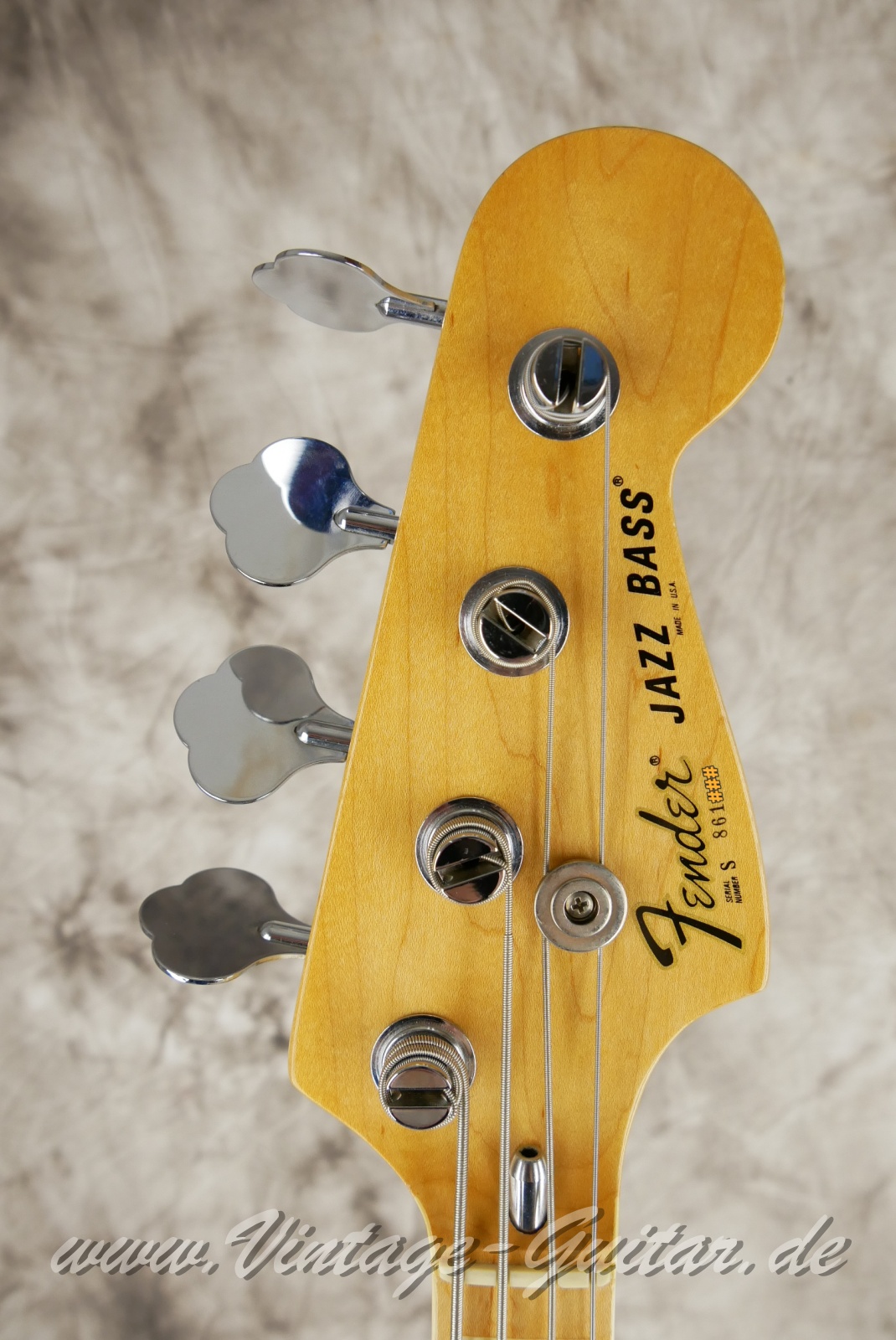 img/vintage/6209/Fender_Jazz_Bass_olympic_white_USA_1980-003.JPG