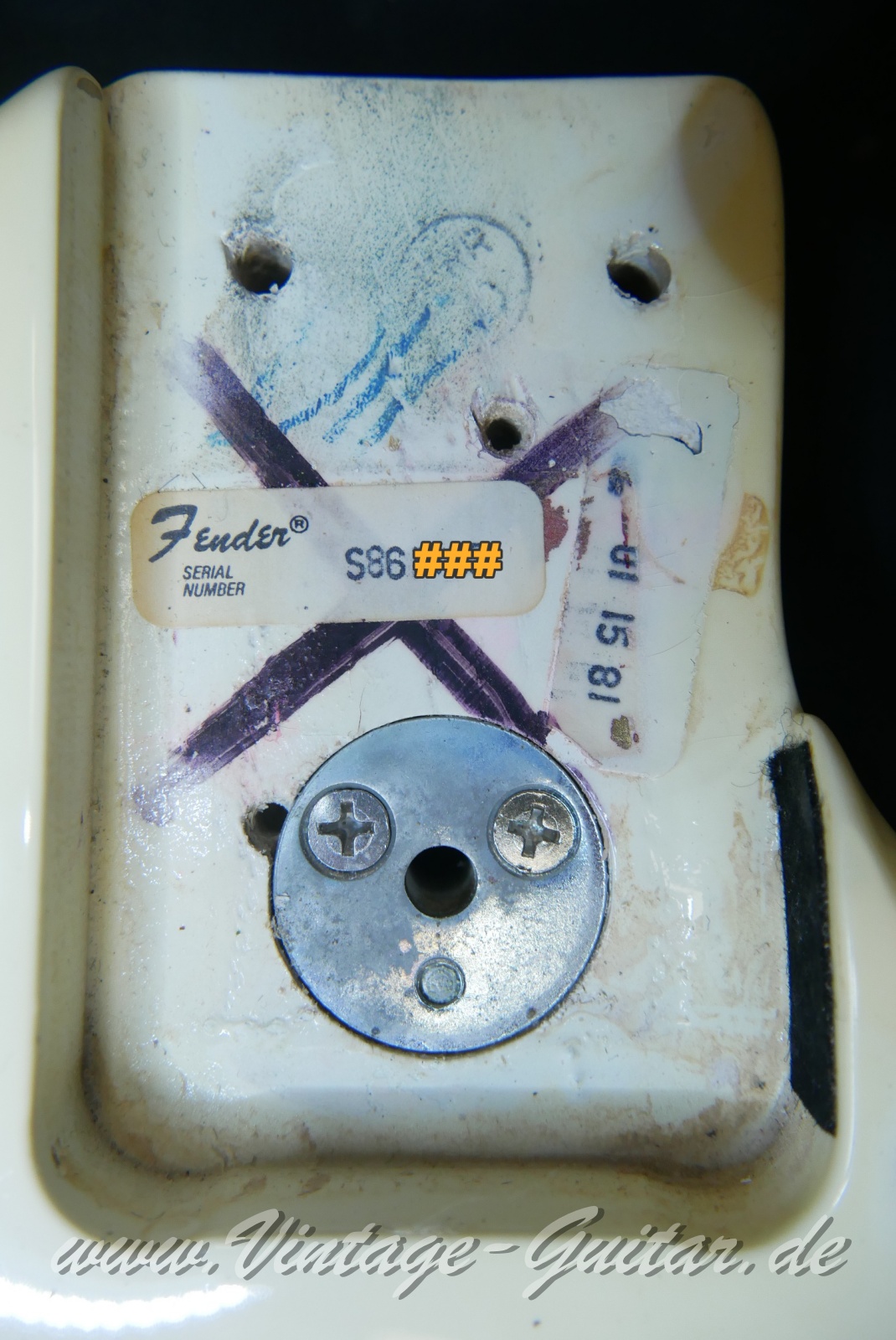 img/vintage/6209/Fender_Jazz_Bass_olympic_white_USA_1980-013.JPG