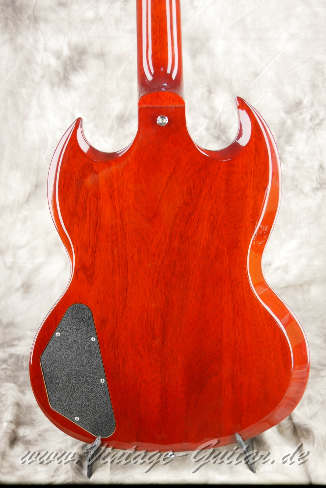 Gibson_SG_standard_Bass_cherry_USA_2015-008.JPG