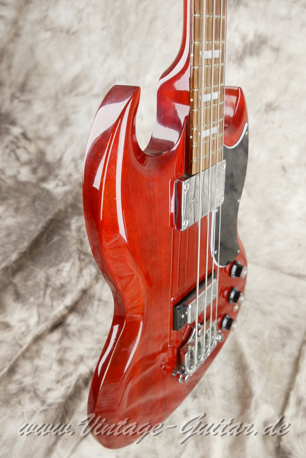 Gibson_SG_standard_Bass_cherry_USA_2015-009.JPG