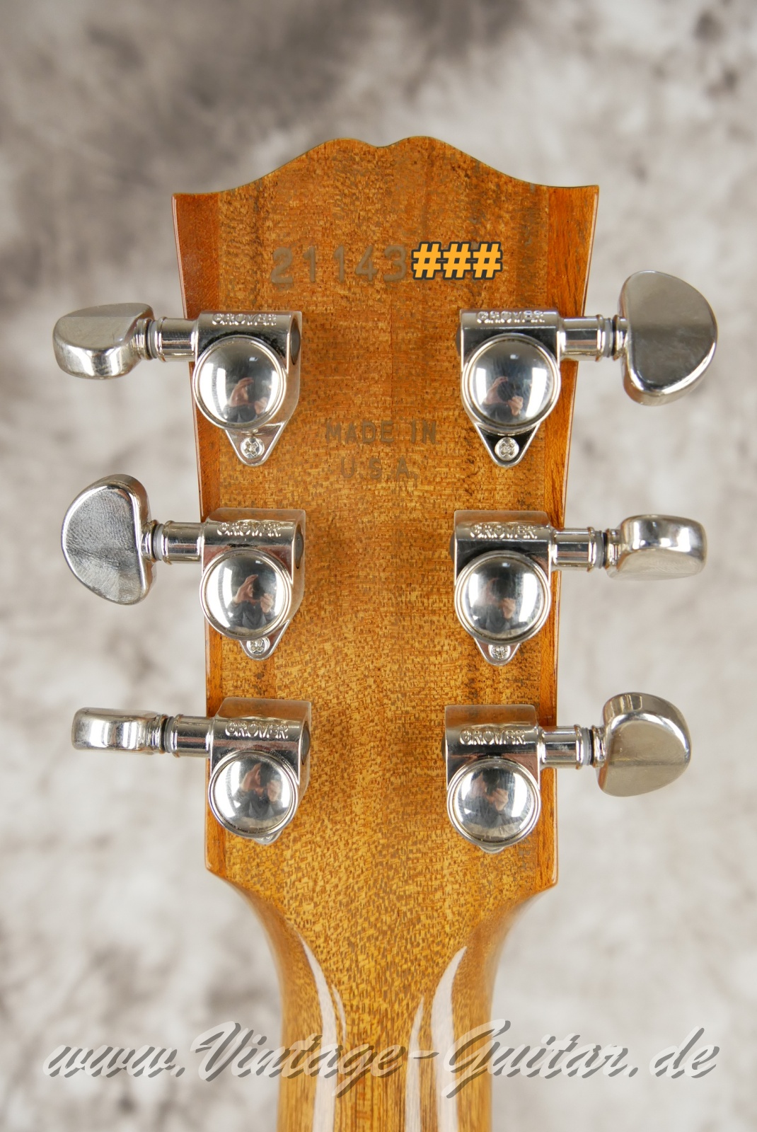 img/vintage/6214/Gibson_J_45_Studio_walnut_sunburst_USA_2023-004.JPG