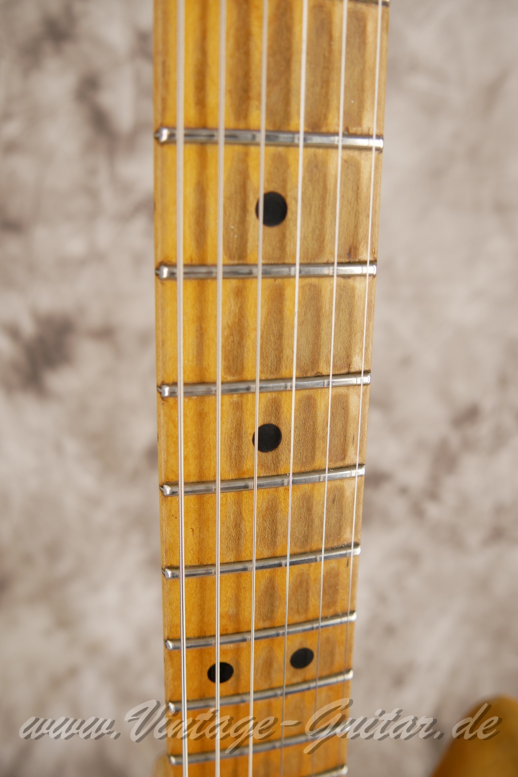 Fender-Telecaster-Nocaster-1951-017.JPG