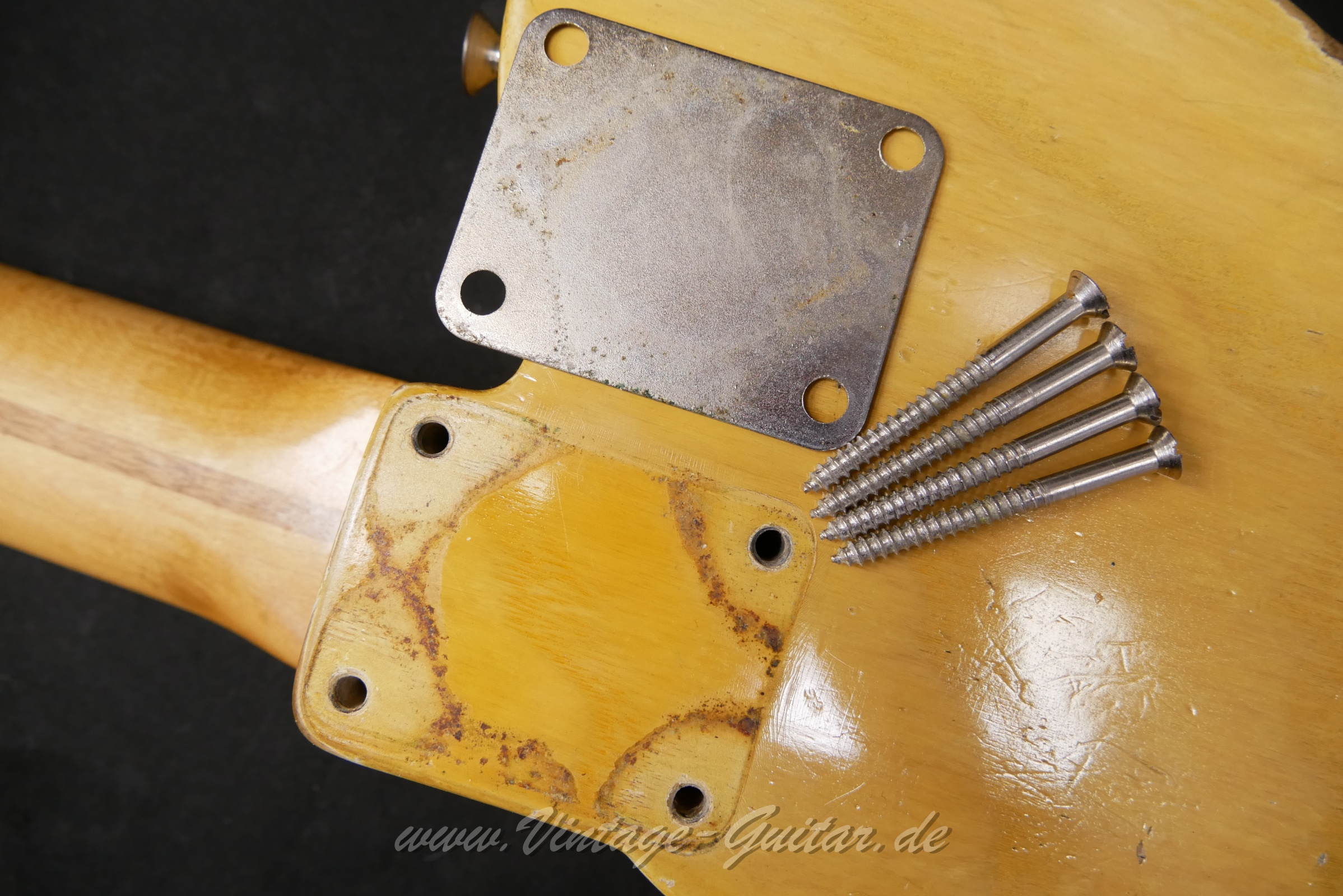 Fender-Telecaster-Nocaster-1951-036.JPG