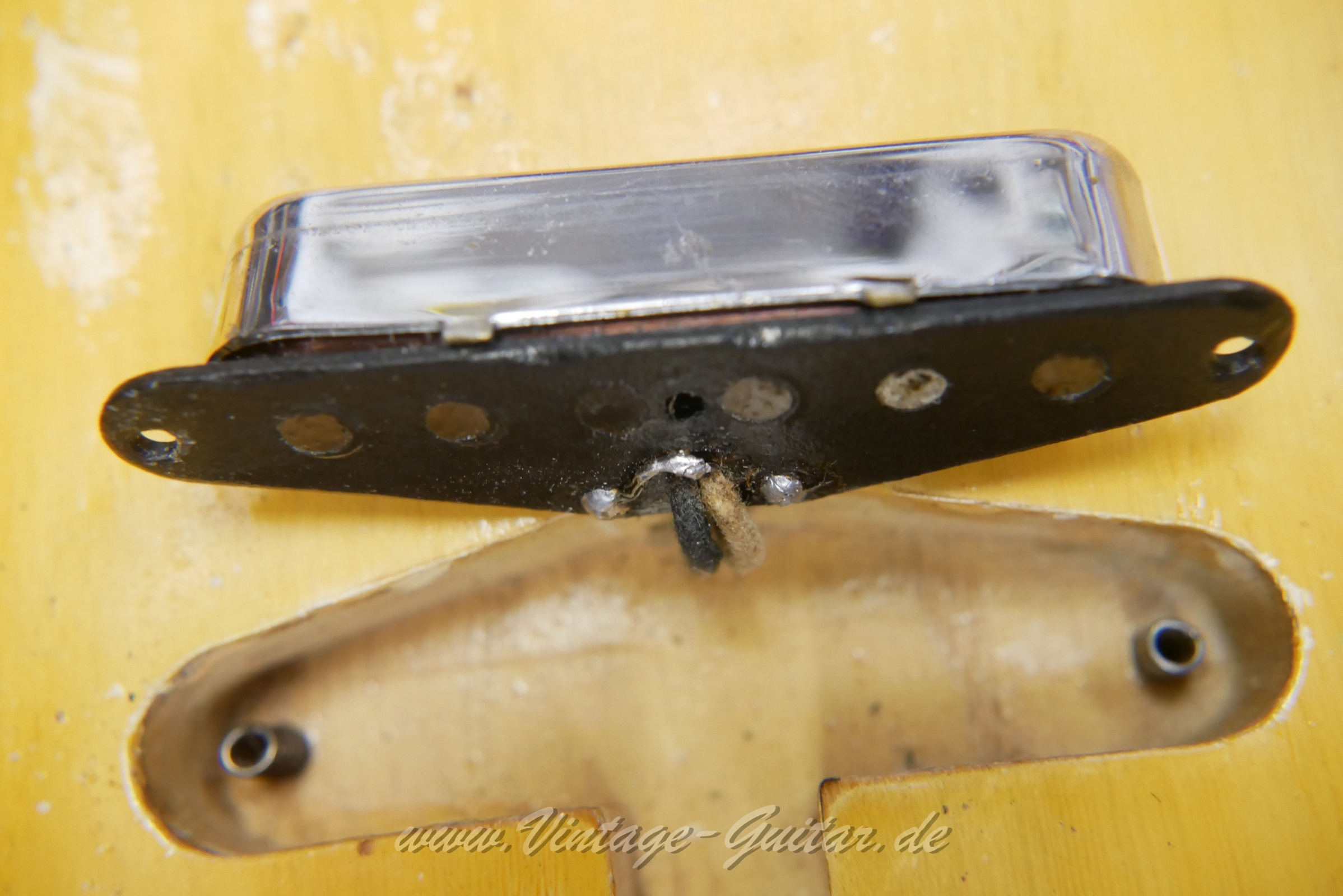 Fender-Telecaster-Nocaster-1951-039.JPG