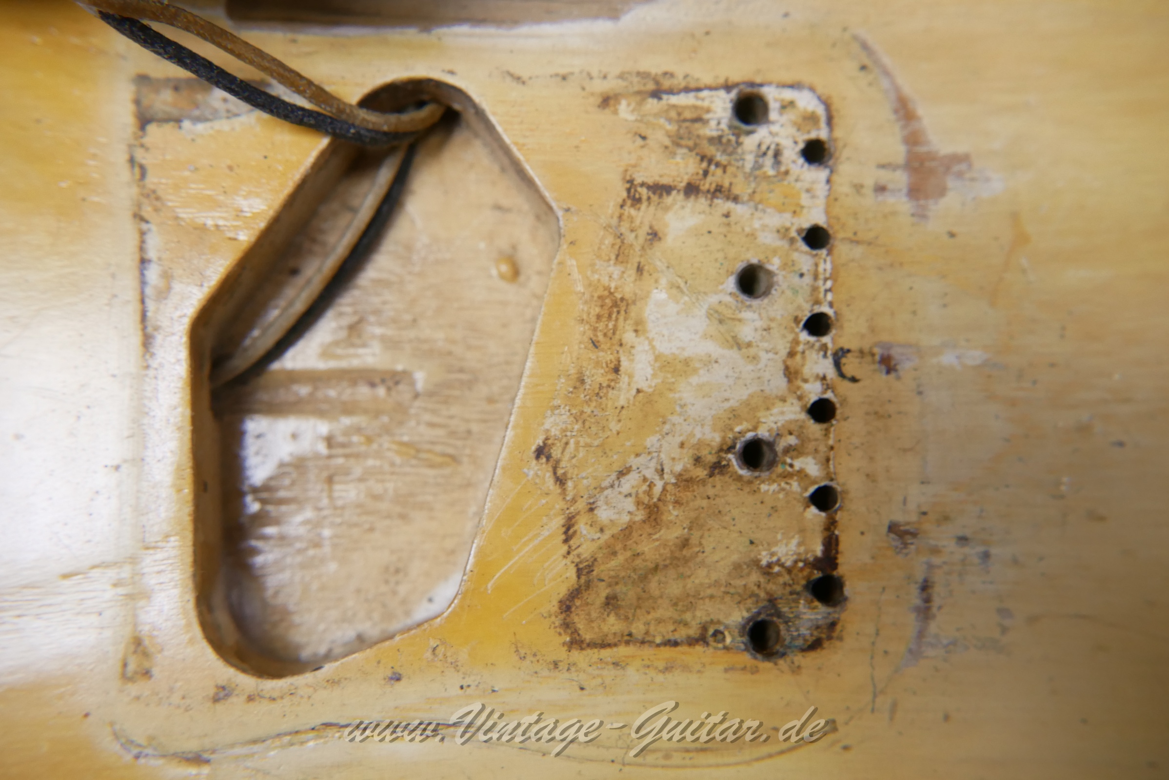 Fender-Telecaster-Nocaster-1951-041.JPG