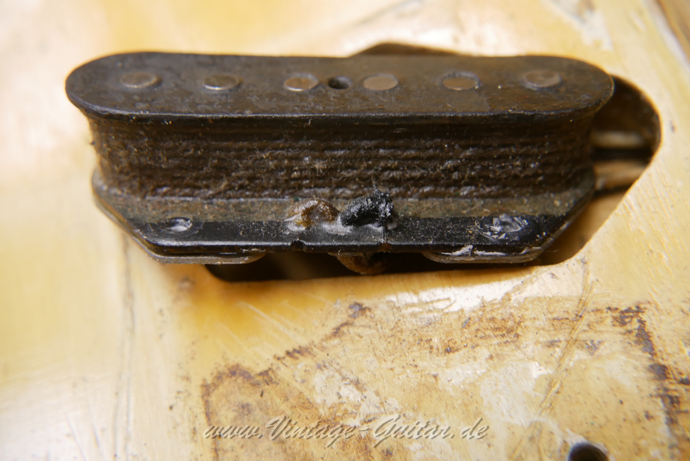 Fender-Telecaster-Nocaster-1951-043.JPG